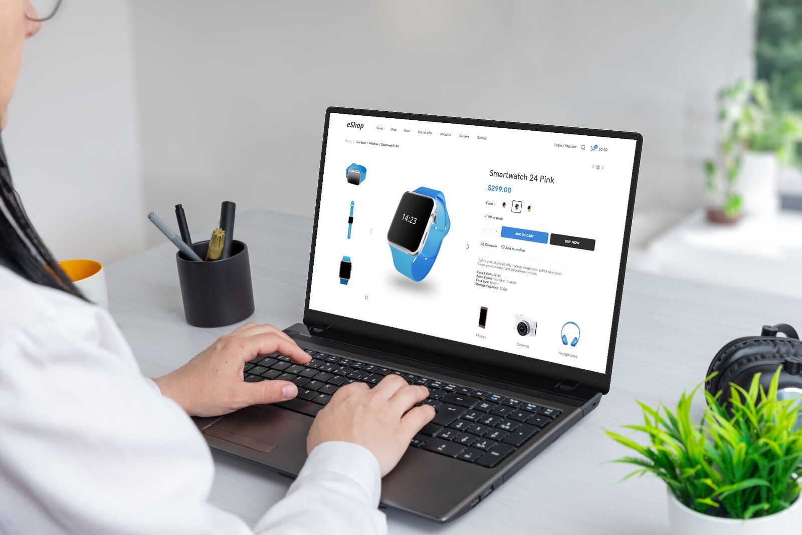 Laptop con scheda prodotto di ecommerce Kollego® in codice nativo e checkout ottimizzato